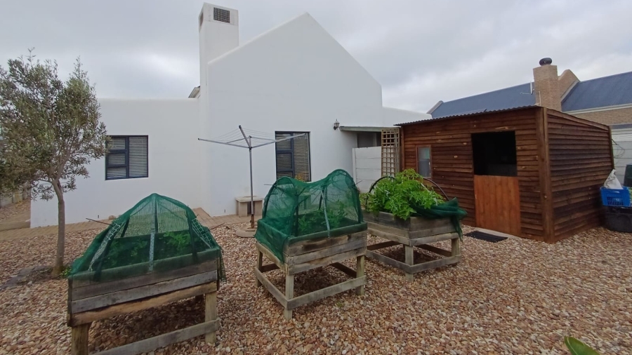 3 Bedroom Property for Sale in Britannia Bay Western Cape